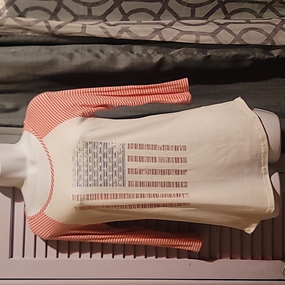 🇺🇸Woman Size S Patriotic Top🇺🇸